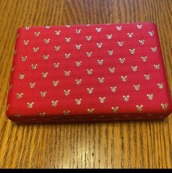 Disney Store Limited Edition Snow White n the Seven Dwarfs Pin Set - Picture 6 of 6